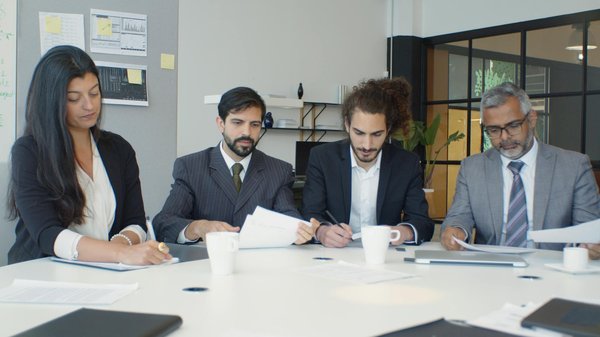 Proven strategies for uk fashion labels to reduce returns and enhance customer happiness